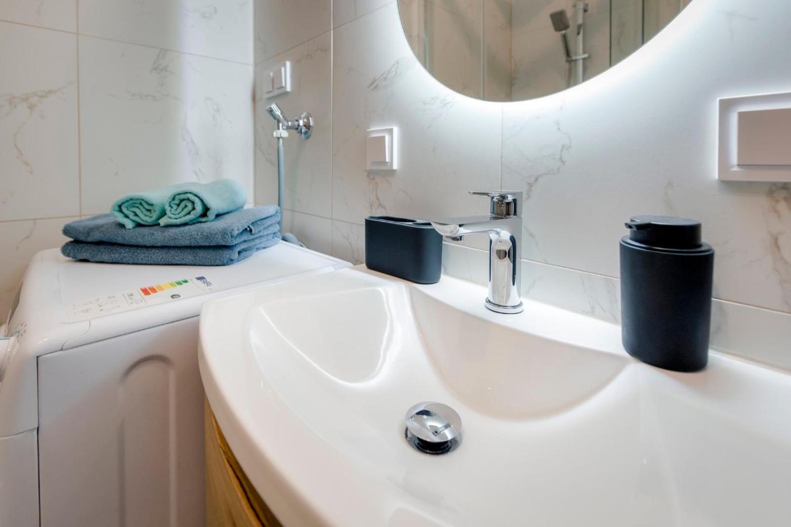 Apartment Rogic روفينج المظهر الخارجي الصورة